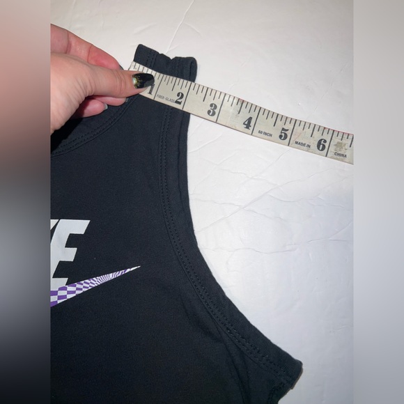 Nike Tank Top - Picture 8 of 9